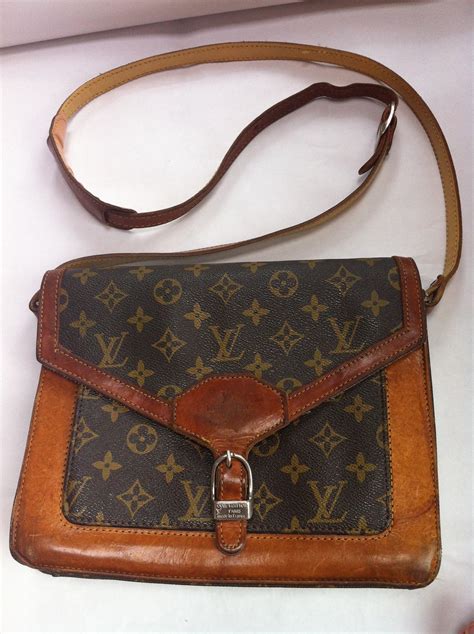 louis vuitton sling bag vintage|louis vuitton sling bag pictures.